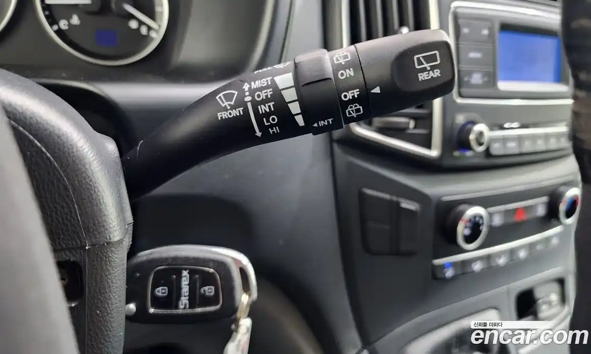 Hyundai Starex 2018 2.5 Механическая в Москве № 47018, фото 2