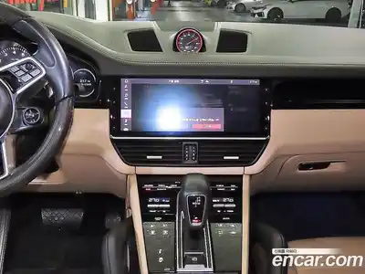 Porsche Cayenne 2020 3.0 Автомат в Москве № 470914, миниатюра 11