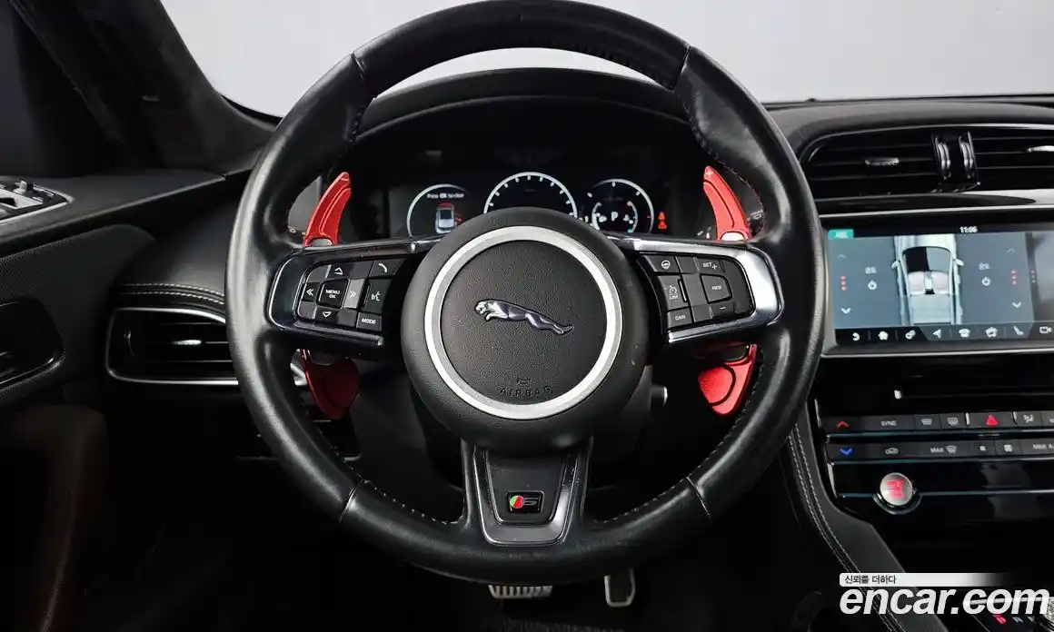 Jaguar F-Pace 2017 3.0 Автомат в Москве № 474264, фото 13