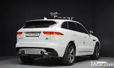 Jaguar F-Pace 2017 3.0 Автомат в Москве № 474264, миниатюра 2