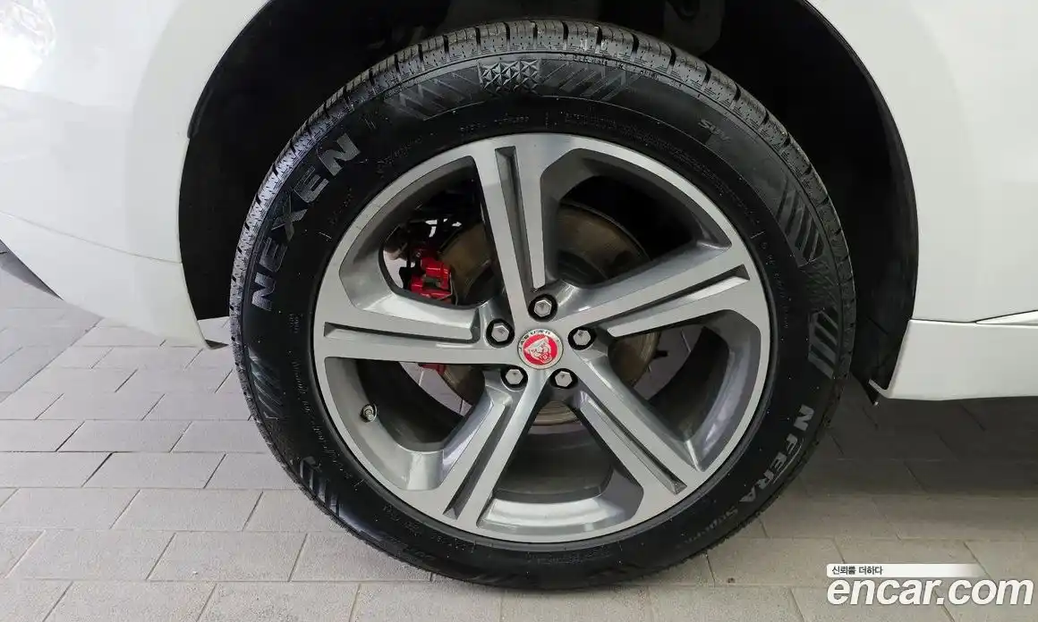 Jaguar F-Pace 2017 3.0 Автомат в Москве № 474264, фото 5