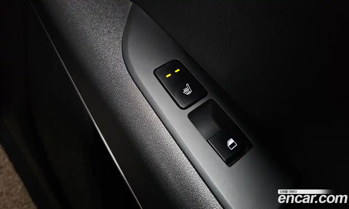 Kia Niro 2022 1.6 Автомат в Москве № 50779, фото 5