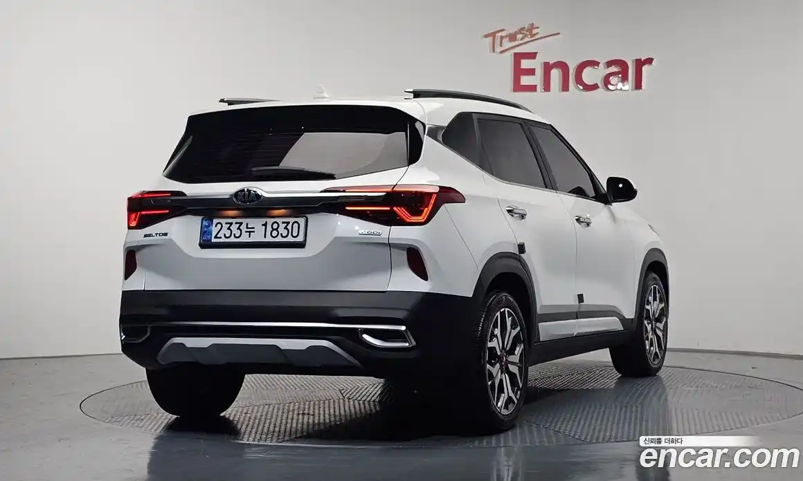 Kia Seltos 2022 1.6 Автомат в Москве № 51260, фото 14