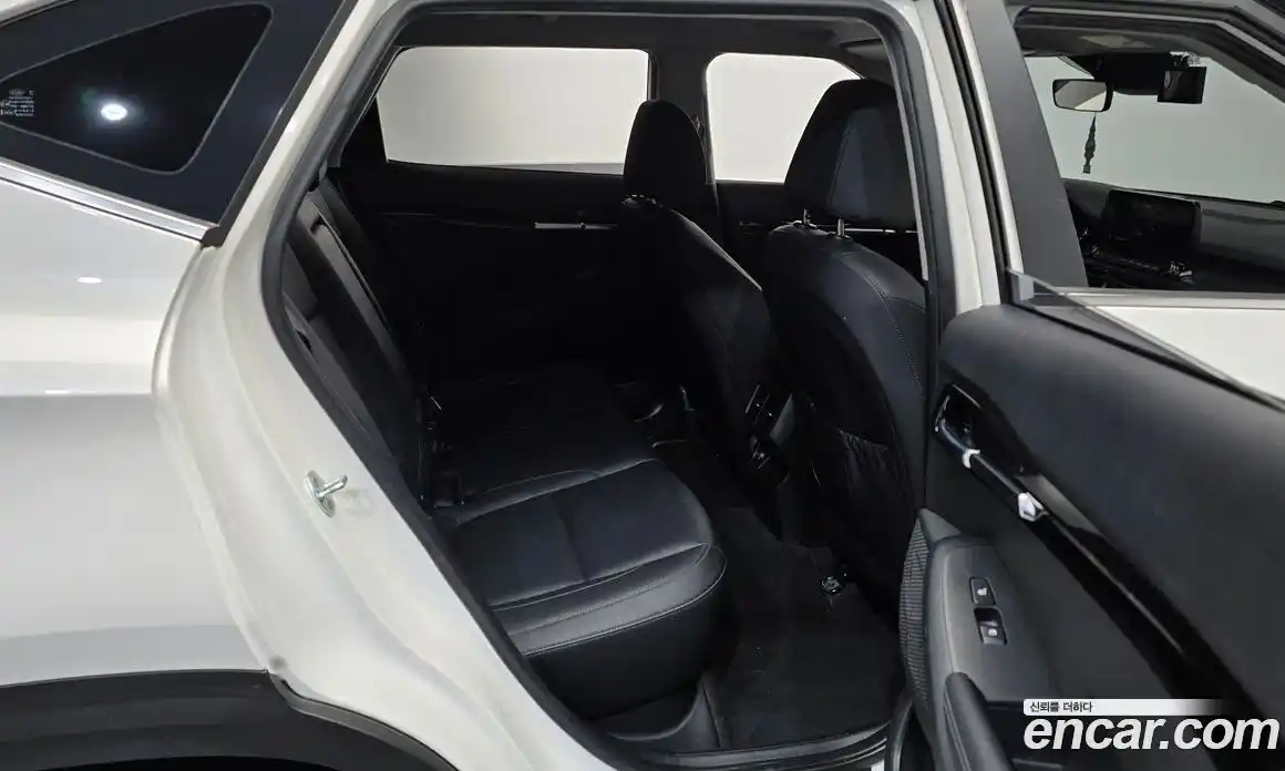 Kia Seltos 2022 1.6 Автомат в Москве № 51260, фото 5