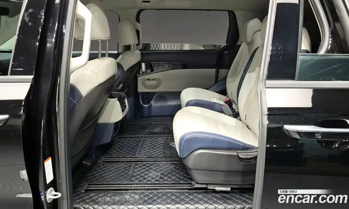 Kia Canival 2025 1.6 Автомат в Москве № 54490, фото 20