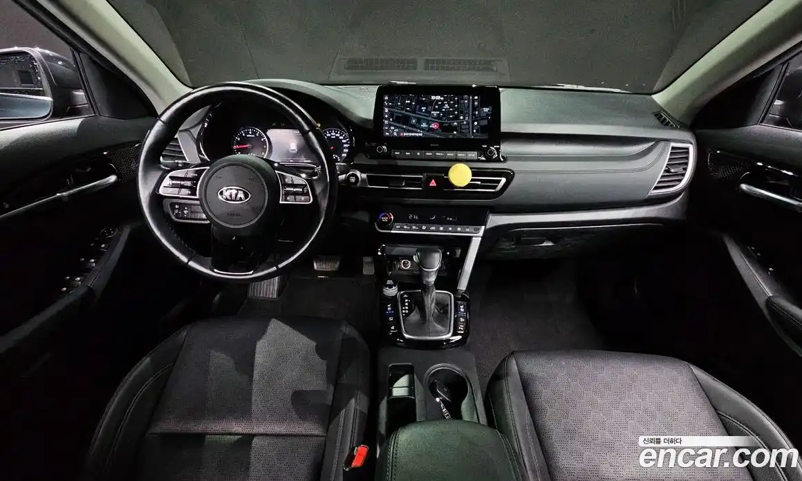 Kia Seltos 2022 1.6 Автомат в Москве № 55762, фото 7