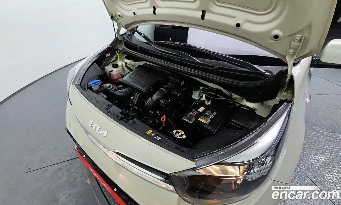 Kia Morning 2023 1.0 Автомат в Москве № 647, фото 13