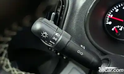 Kia Morning 2023 1.0 Автомат в Москве № 647, миниатюра 4