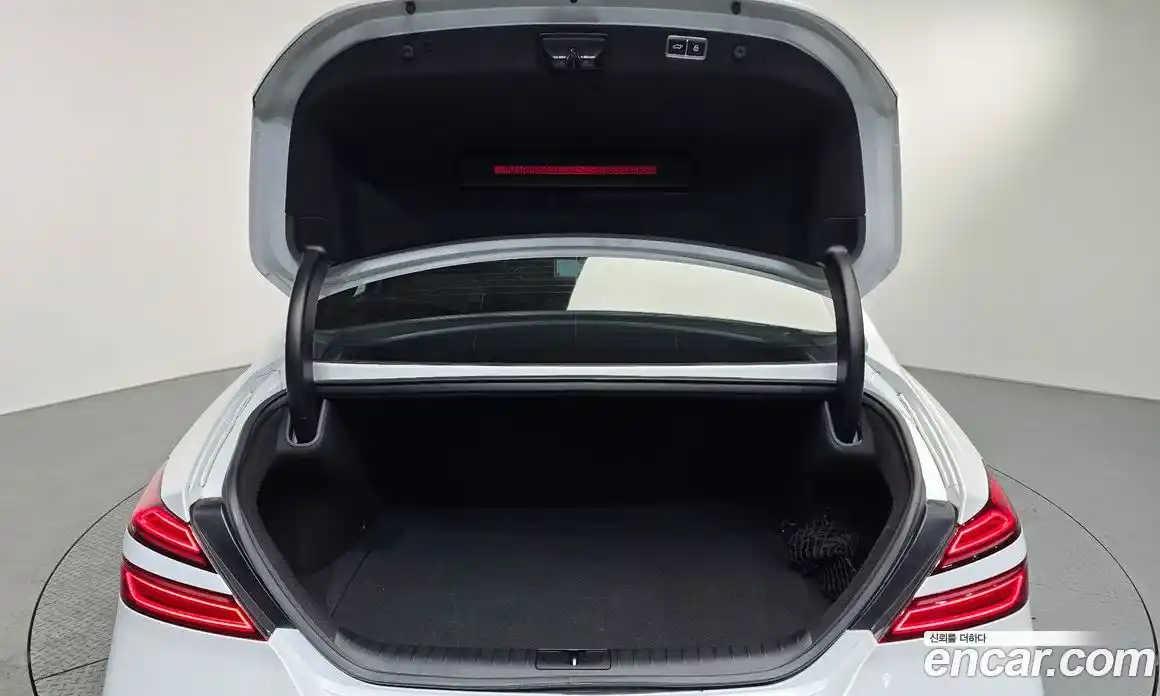 Genesis G70 2022 2.0 Автомат в Москве № 80580, фото 18