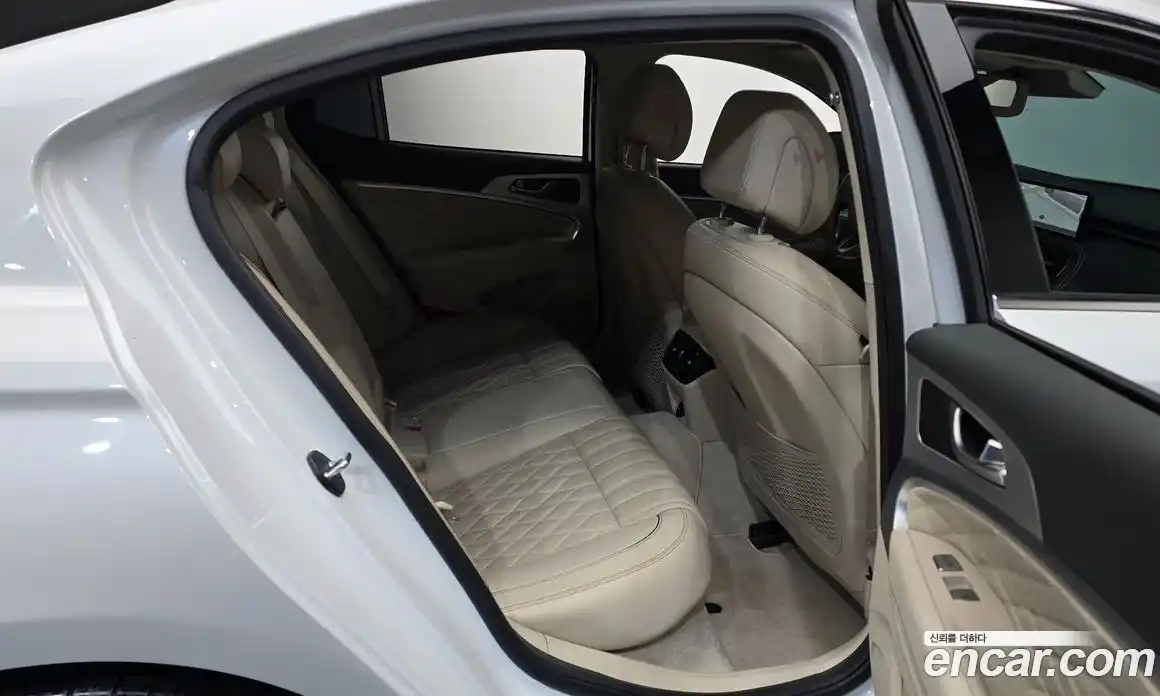 Genesis G70 2022 2.0 Автомат в Москве № 80580, фото 20