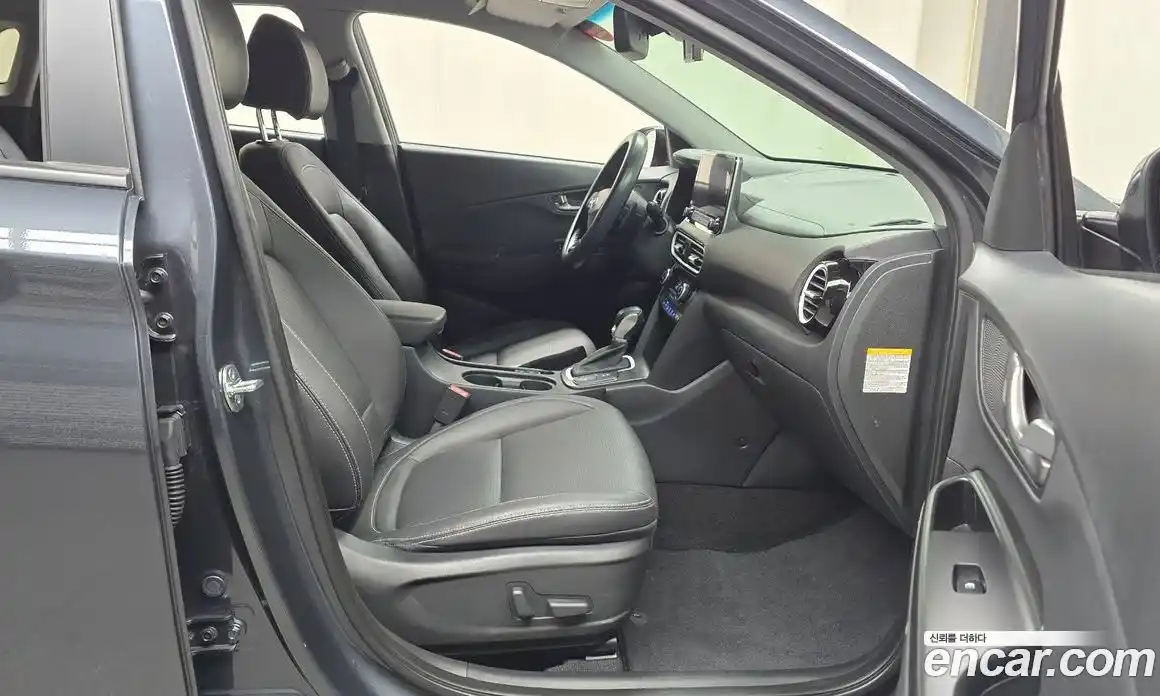 Hyundai Kona 2020 1.6 Автомат в Москве № 9067, фото 17