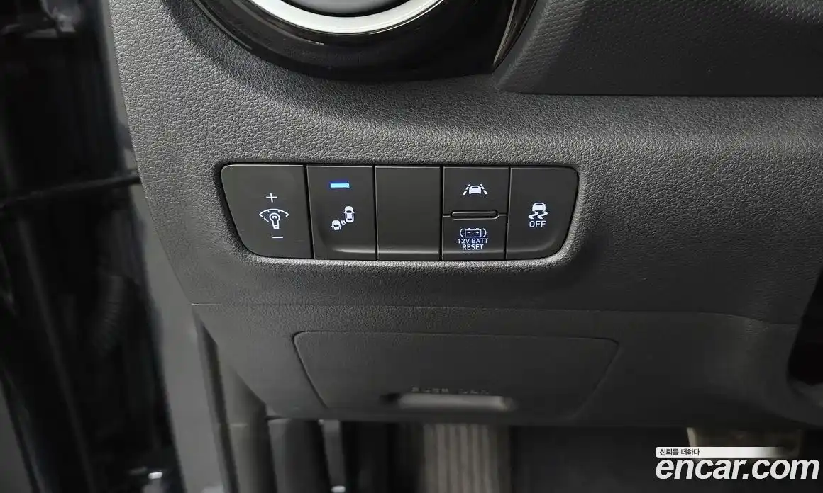 Hyundai Kona 2020 1.6 Автомат в Москве № 9067, фото 7