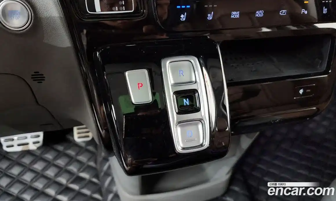 Hyundai Staria 2024 2.2 Автомат в Москве № 92133, фото 7