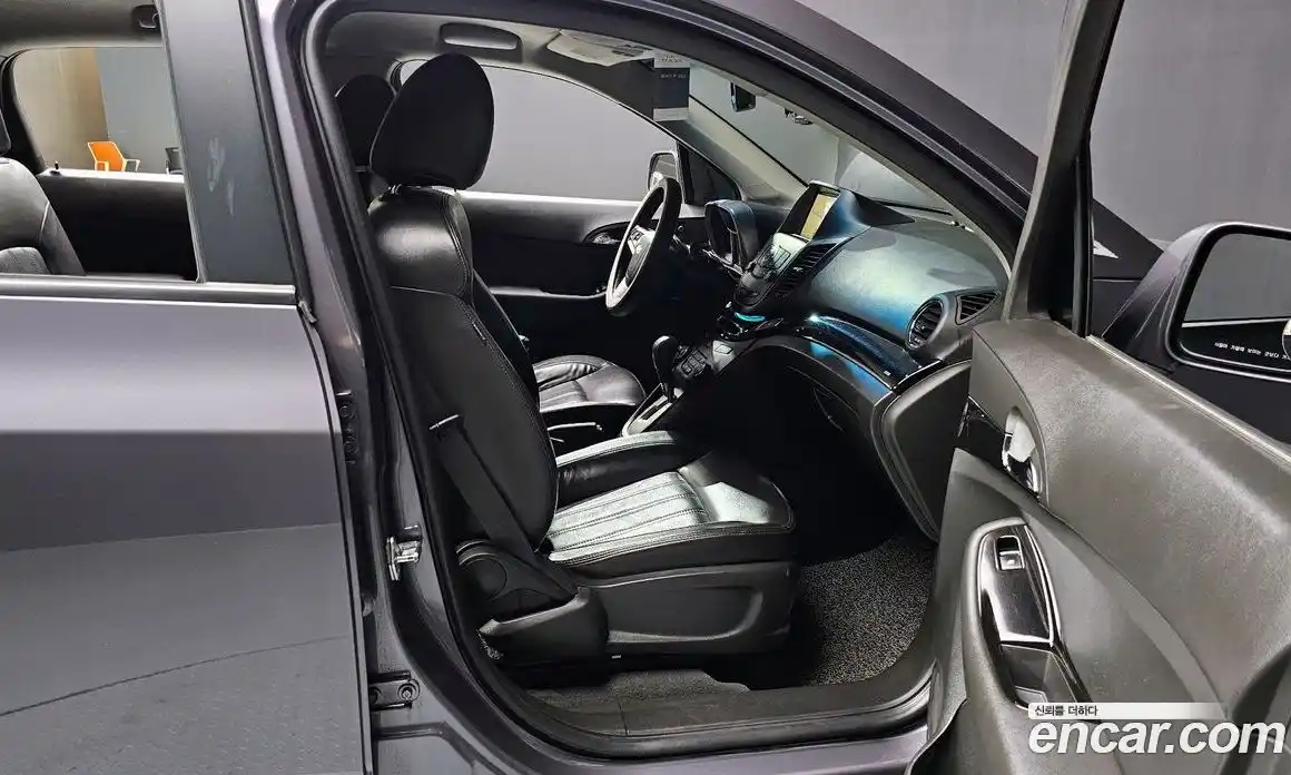 Chevrolet Orlando 2013 2.0 Автомат в Москве № 104836, фото 3