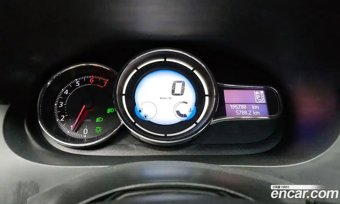 Renault SM3 2015 1.6 Автомат в Москве № 106368, фото 20