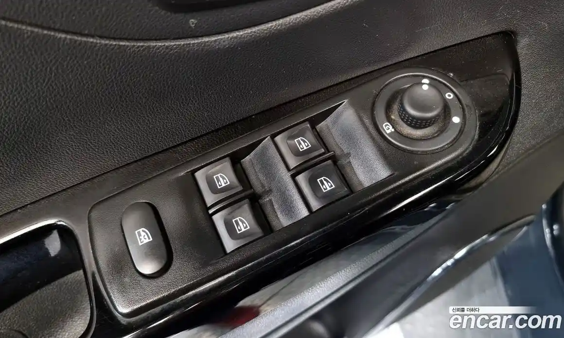 Renault QM3 2017 1.5 Автомат в Москве № 106988, фото 16