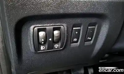 Renault QM3 2017 1.5 Автомат в Москве № 106988, миниатюра 2