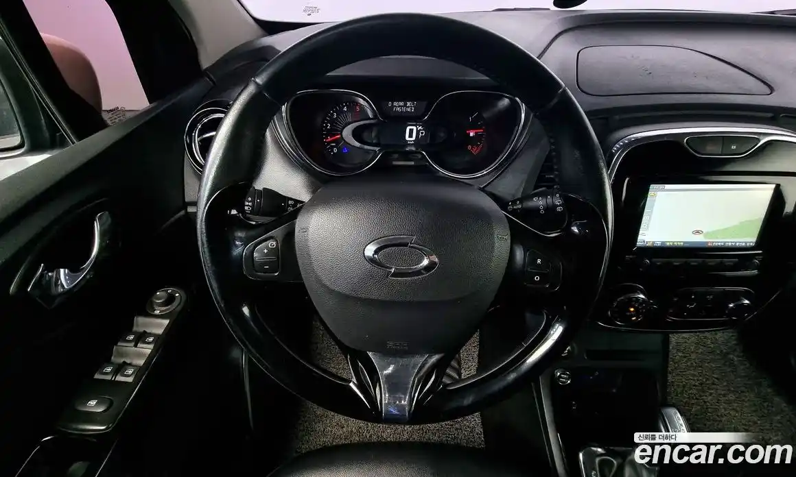 Renault QM3 2017 1.5 Автомат в Москве № 106988, фото 3