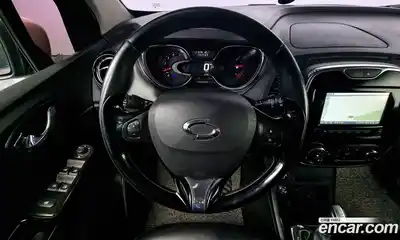 Renault QM3 2017 1.5 Автомат в Москве № 106988, миниатюра 3