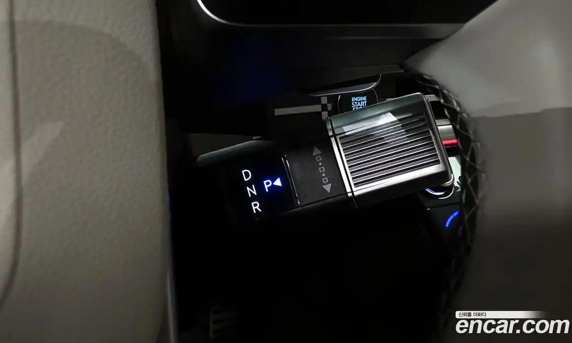 Hyundai Santa Fe 2024 2.5 Автомат в Москве № 107984, фото 13