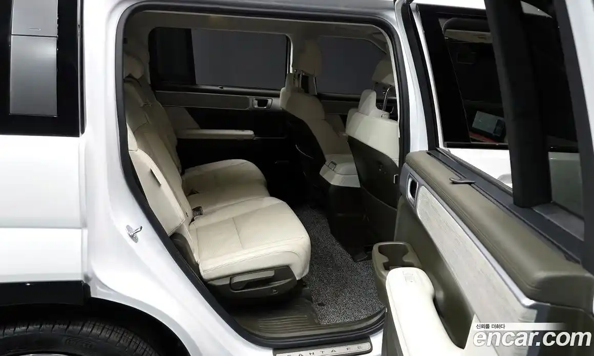 Hyundai Santa Fe 2024 2.5 Автомат в Москве № 107984, фото 3