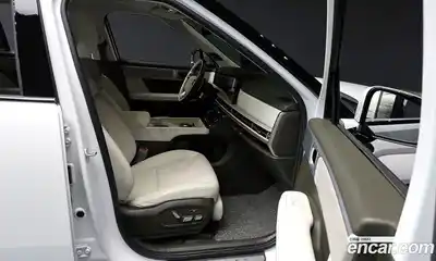 Hyundai Santa Fe 2024 2.5 Автомат в Москве № 107984, миниатюра 7