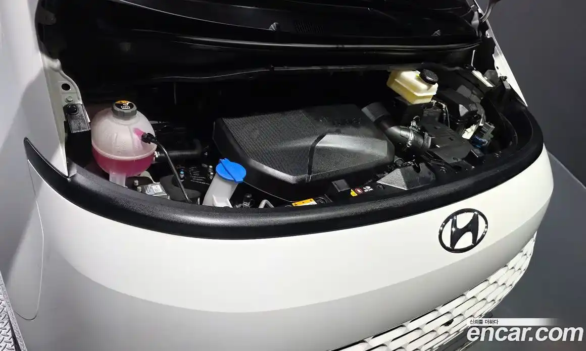 Hyundai Staria 2023 2.2 Автомат в Москве № 108452, фото 8