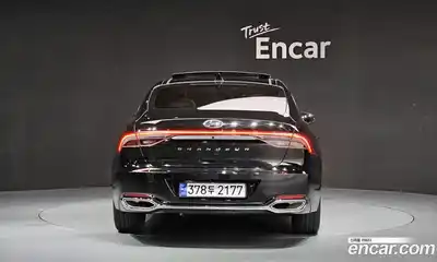 Hyundai Grandeur 2022 2.5 Автомат в Москве № 112240, миниатюра 4