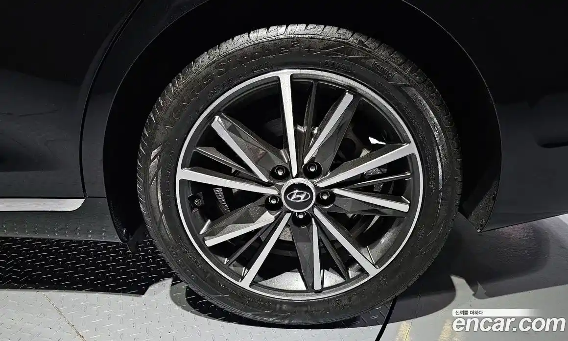 Hyundai Grandeur 2022 2.5 Автомат в Москве № 112240, фото 5