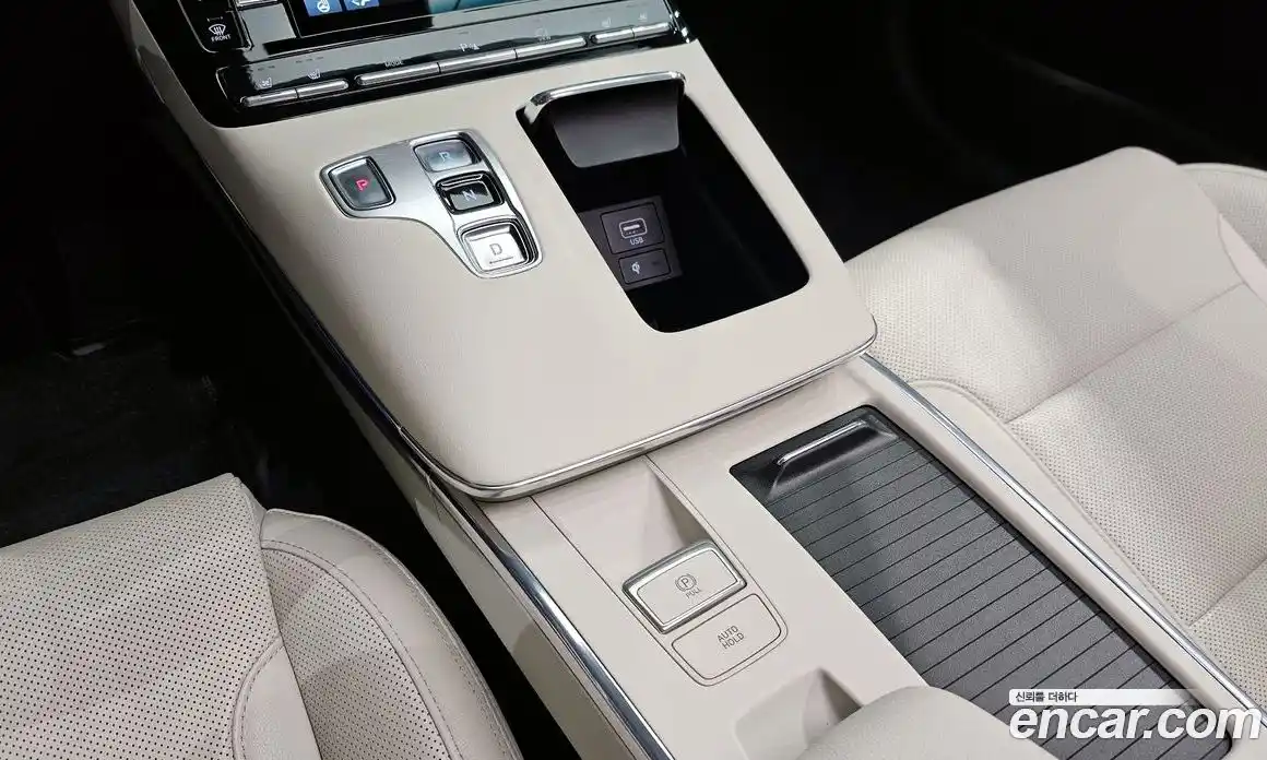 Hyundai Grandeur 2022 2.5 Автомат в Москве № 112240, фото 9