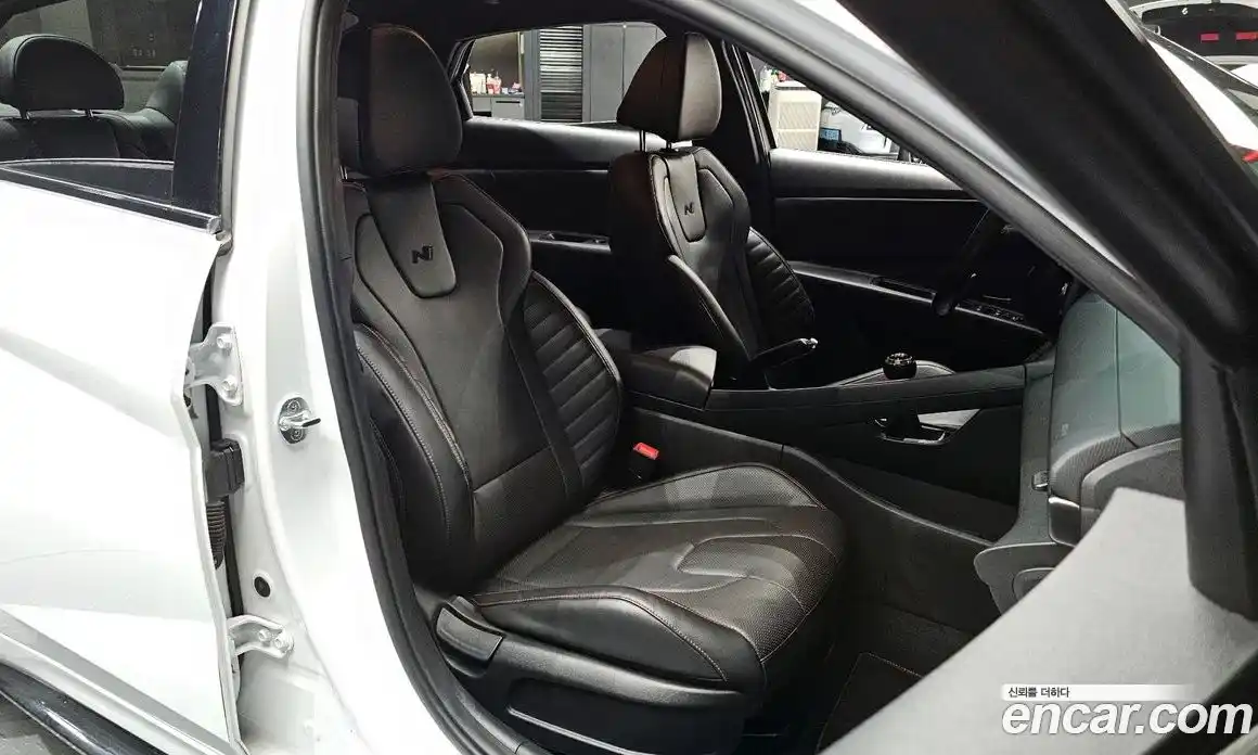 Hyundai Avante 2021 1.6 Механическая в Москве № 112953, фото 12