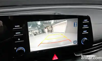 Hyundai Avante 2021 1.6 Механическая в Москве № 112953, миниатюра 4