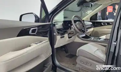 Kia Canival 2025 1.6 Автомат в Москве № 114250, миниатюра 3