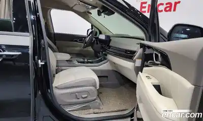 Kia Canival 2025 1.6 Автомат в Москве № 114250, миниатюра 4