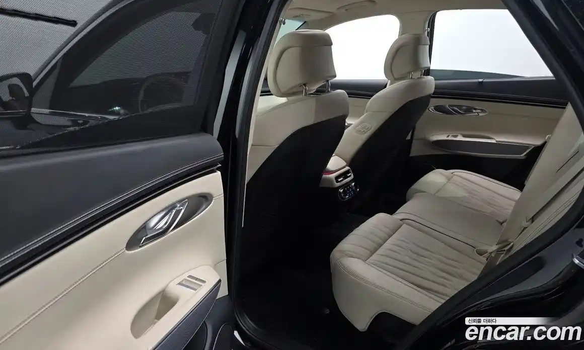 Genesis GV70 2023 2.5 Автомат в Москве № 116381, фото 20