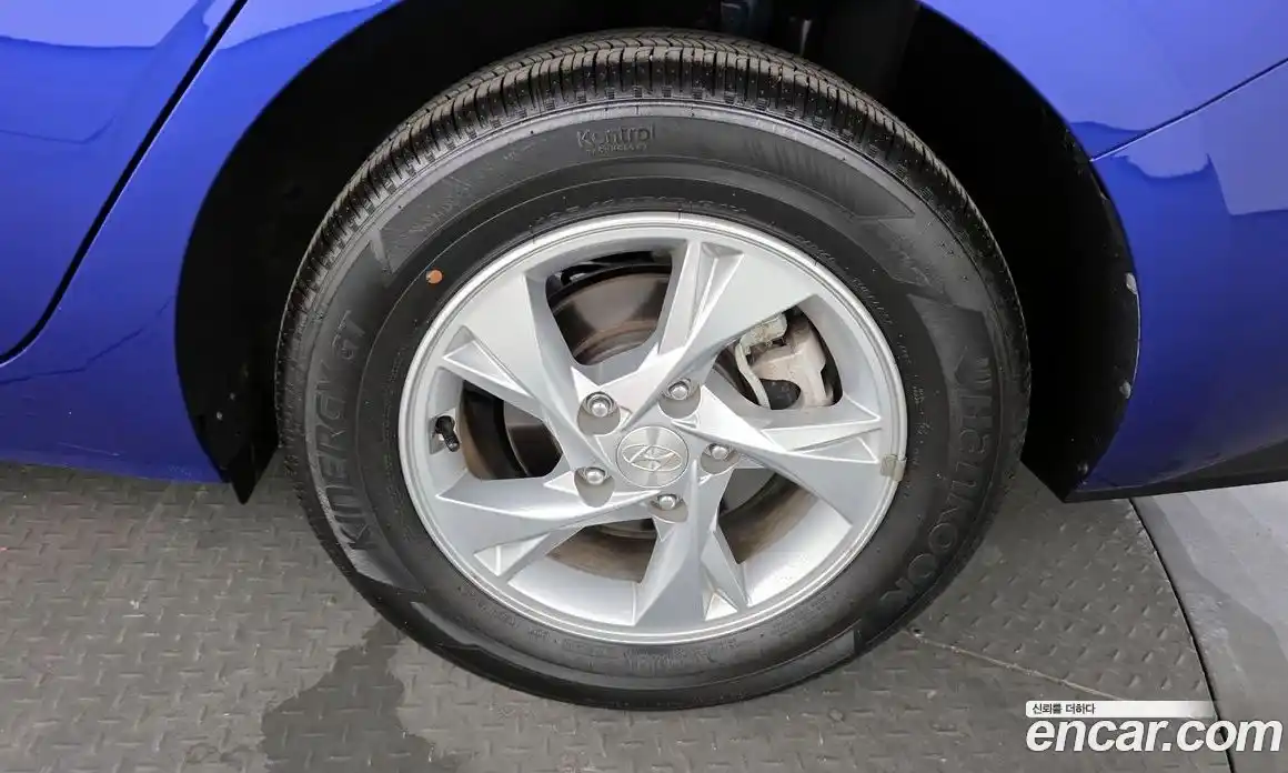 Hyundai Avante 2022 1.6 Автомат в Москве № 118255, фото 14