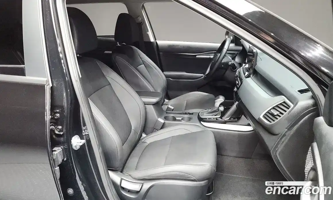 Kia Seltos 2023 1.6 Автомат в Москве № 121105, фото 11