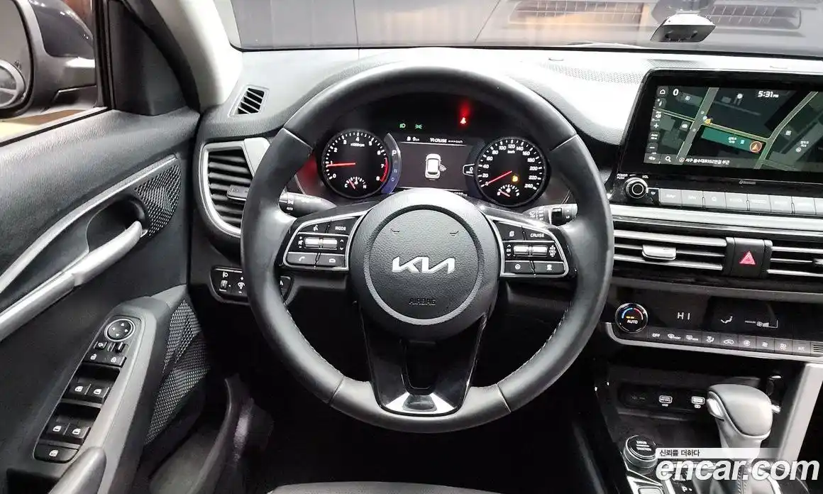 Kia Seltos 2023 1.6 Автомат в Москве № 121105, фото 13