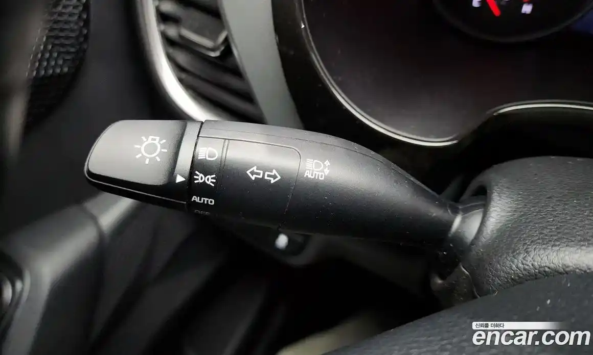 Kia Seltos 2023 1.6 Автомат в Москве № 121105, фото 18