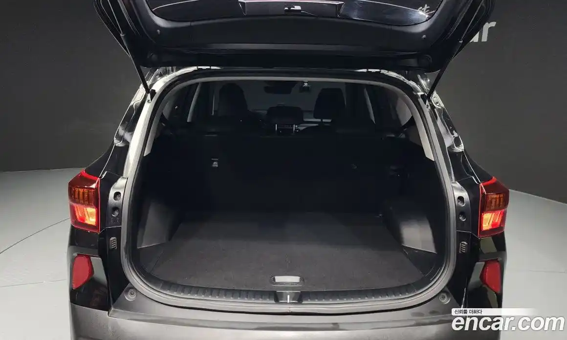 Kia Seltos 2023 1.6 Автомат в Москве № 121105, фото 20