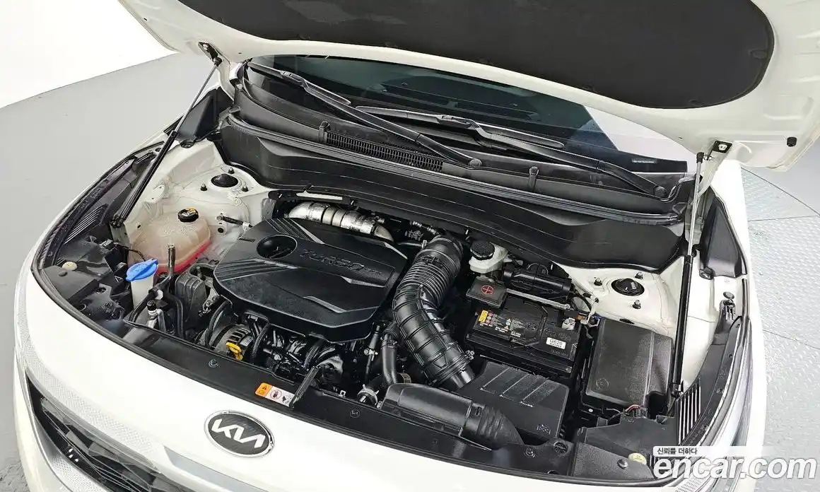 Kia Seltos 2021 1.6 Автомат в Москве № 121425, фото 16