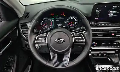 Kia Seltos 2021 1.6 Автомат в Москве № 121425, миниатюра 6