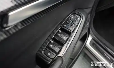 Kia Seltos 2021 1.6 Автомат в Москве № 121425, миниатюра 9