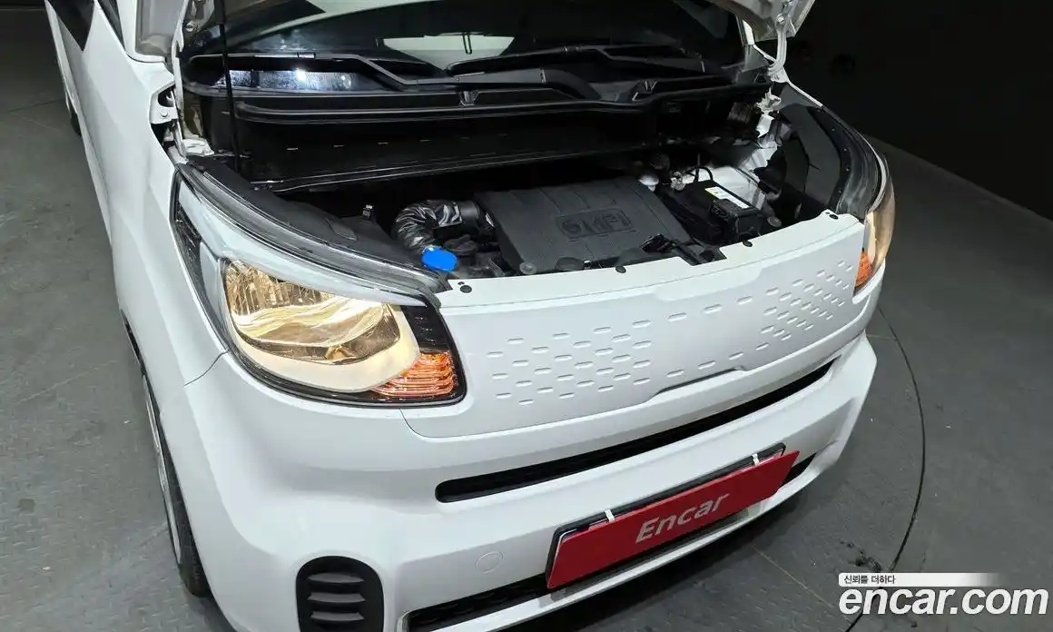 Kia Ray 2022 1.0 Автомат в Москве № 122154, фото 13