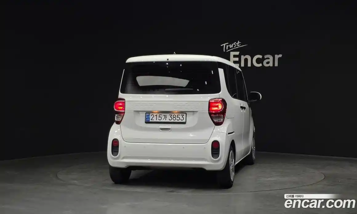 Kia Ray 2022 1.0 Автомат в Москве № 122154, фото 9