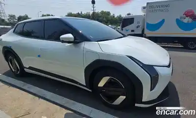 Kia EV4 2026 Автомат в Москве № 123212, миниатюра 2