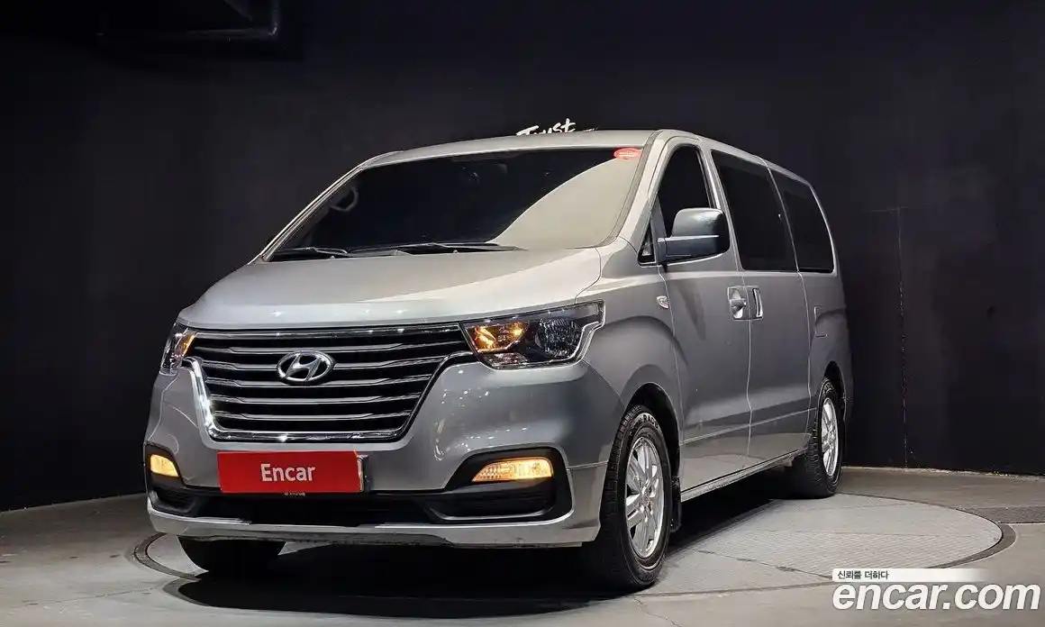 Hyundai Starex 2021 2.5 Автомат в Москве № 123661, фото 15