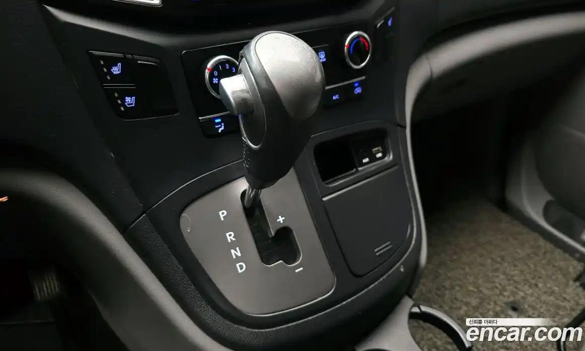 Hyundai Starex 2021 2.5 Автомат в Москве № 123661, фото 6