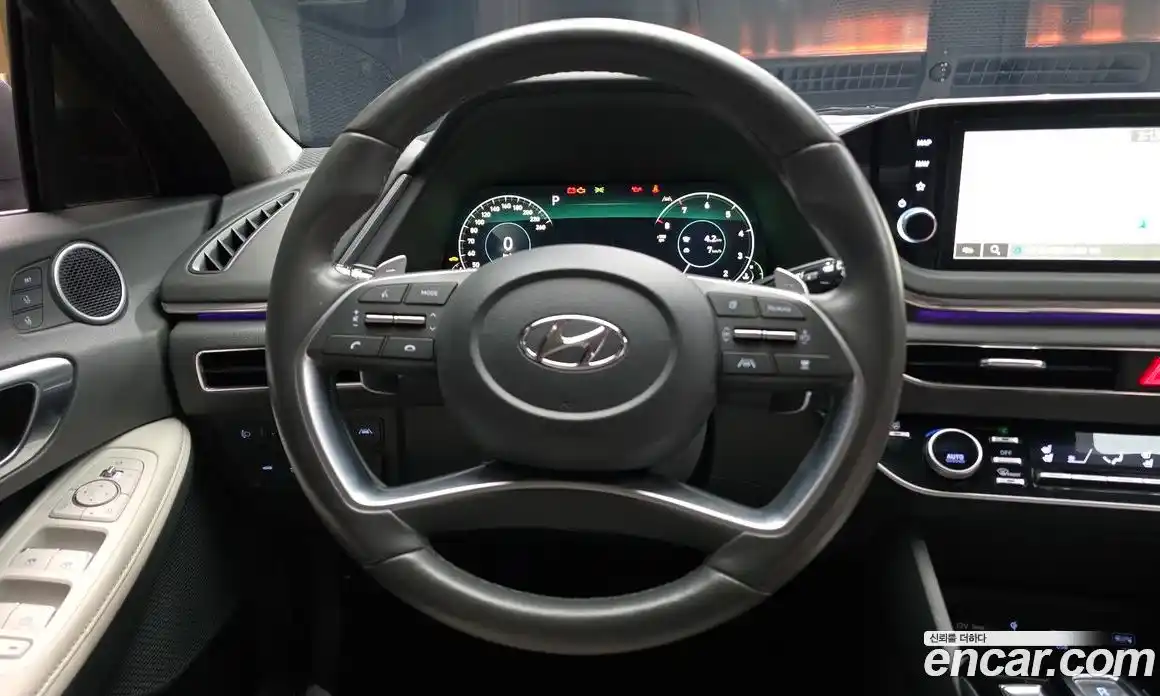 Hyundai Sonata 2023 2.0 Автомат в Москве № 124937, фото 19