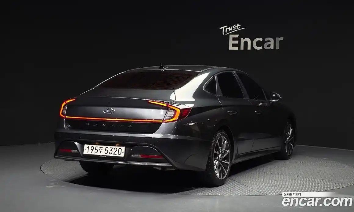 Hyundai Sonata 2023 2.0 Автомат в Москве № 124937, фото 7